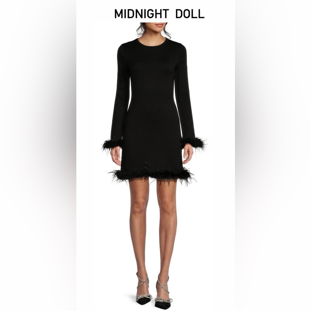 Midnight Doll
Long Sleeve Feather Trim Sweater Dress Size S